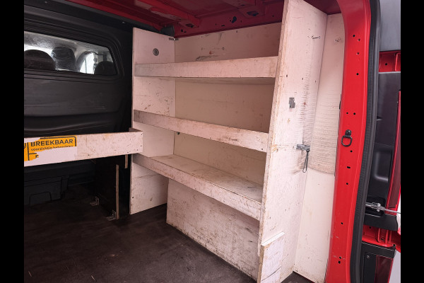 Opel Vivaro D126PK Dubbele Cabine 5-Persoons L2H1 Trekhaak Camera Navi Airco Cruise Control Pdc Sport EcoFlex 1.6CDTI Euro 6 Betonplex Vloer Wandbetimmering Schuifdeur Regen-Lichtsensor 1e Eigenaar Origineel Nederlandse Auto Dealeronderhouden 2.000kg trekvermogen