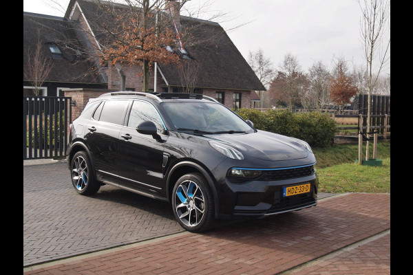 Lynk & Co 01 1.5 | Panoramadak | 360 Camera | Apple Carplay | Sfeerverlichting |