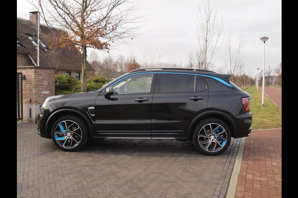 Lynk & Co 01 1.5 | Panoramadak | 360 Camera | Apple Carplay | Sfeerverlichting |