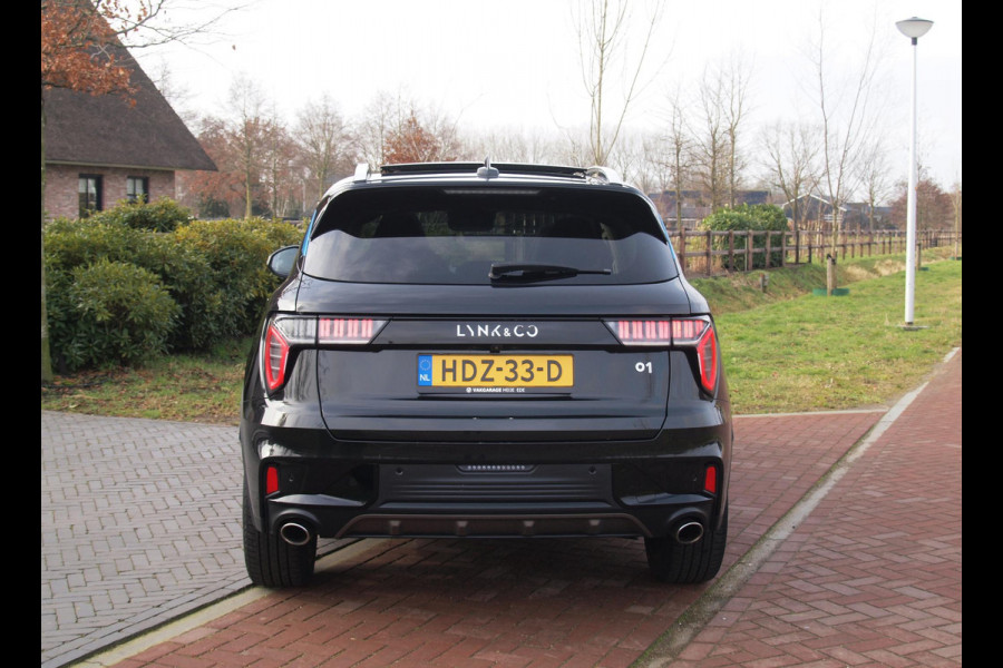 Lynk & Co 01 1.5 | Panoramadak | 360 Camera | Apple Carplay | Sfeerverlichting |