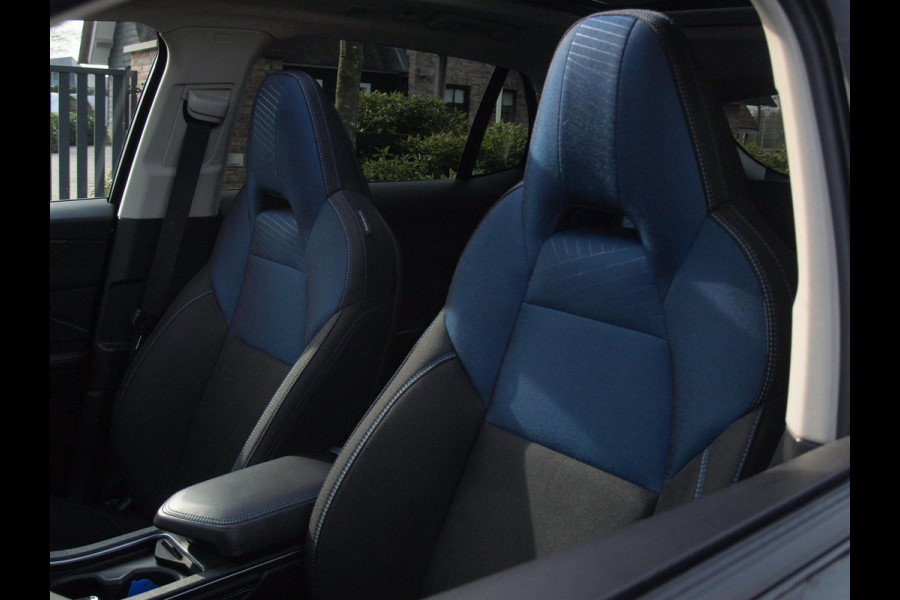 Lynk & Co 01 1.5 | Panoramadak | 360 Camera | Apple Carplay | Sfeerverlichting |