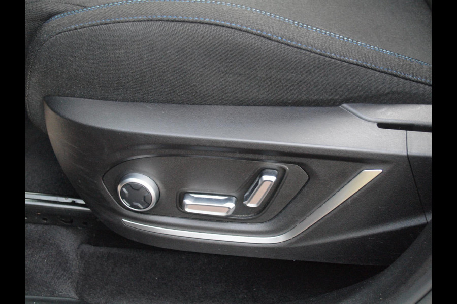 Lynk & Co 01 1.5 | Panoramadak | 360 Camera | Apple Carplay | Sfeerverlichting |