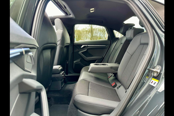 Audi A3 Limousine 35 TFSI S edition S-Line, NAP, Pano, CarPlay, Virtual cockpit, Matrix LED