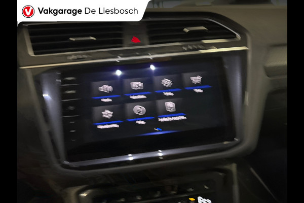 Volkswagen Tiguan 1.4 TSI eHybrid R-Line Business+,navi,pano,IQ light,trekhaak,camera,