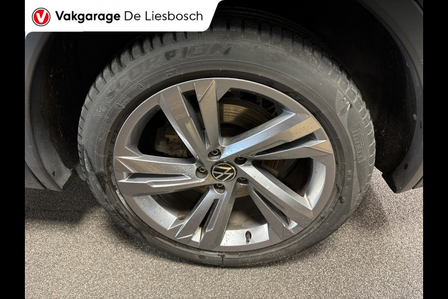 Volkswagen Tiguan 1.4 TSI eHybrid R-Line Business+,navi,pano,IQ light,trekhaak,camera,