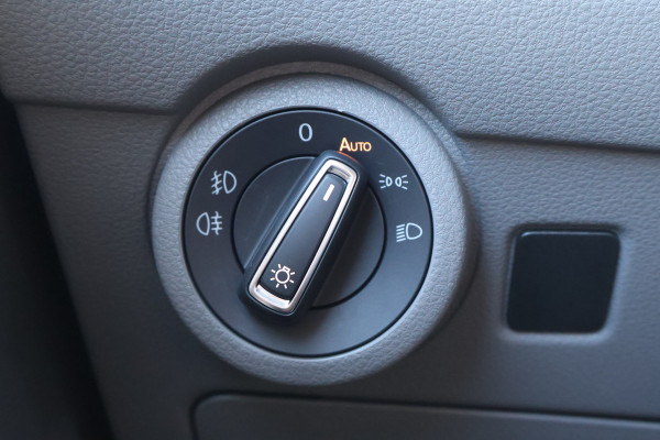 Volkswagen Transporter 2.0 TDI 204pk L2 H1 DC Bulli Automaat Leer