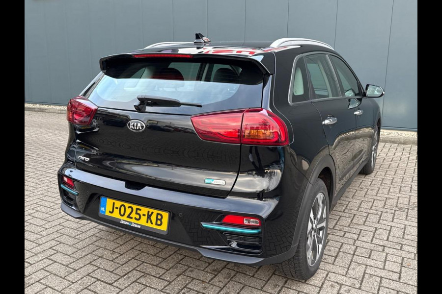 Kia e-Niro Aut. DynamicLine 64 kWh 3-Phase | Navi | Camera | Stoel Verwarming |