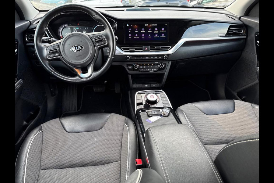 Kia e-Niro Aut. DynamicLine 64 kWh 3-Phase | Navi | Camera | Stoel Verwarming |