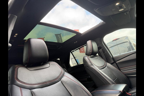 Ford Explorer 3.0 V6 EcoBoost PHEV ST-Line 7 persoon