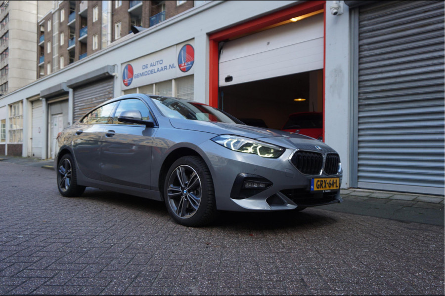 BMW 2 Serie Gran Coupé 218i | Panoramadak | Leer | Sportstoelen | M-Sport accenten | Verwarmd Sportstuur | Stoelverwarming | BMW onderhouden | 2/2026 beurt gehad |