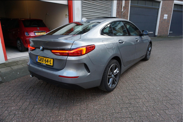 BMW 2 Serie Gran Coupé 218i | Panoramadak | Leer | Sportstoelen | M-Sport accenten | Verwarmd Sportstuur | Stoelverwarming | BMW onderhouden | 2/2026 beurt gehad |