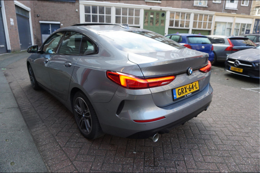 BMW 2 Serie Gran Coupé 218i | Panoramadak | Leer | Sportstoelen | M-Sport accenten | Verwarmd Sportstuur | Stoelverwarming | BMW onderhouden | 2/2026 beurt gehad |