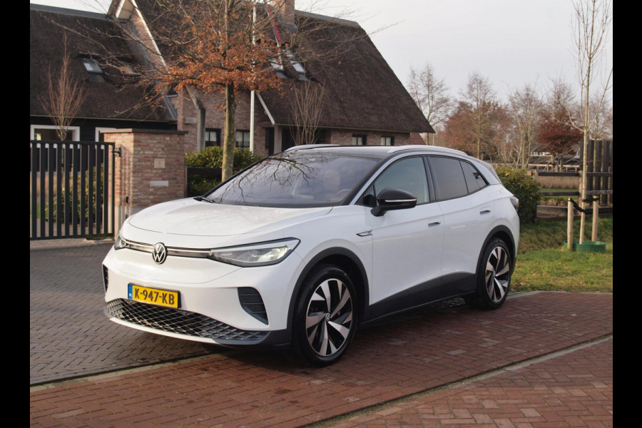Volkswagen ID.4 First 77 kWh | SOH 90 % | Camera | Trekhaak | Sfeerverlichting | Apple Carplay |