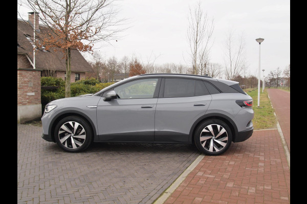 Volkswagen ID.4 Family 77 kWh | Panoramadak | Camera | Sfeerverlichting | Apple Carplay | Cruise Control |