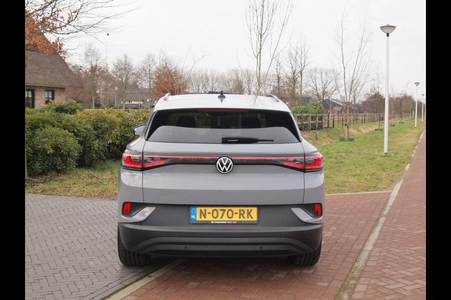 Volkswagen ID.4 Family 77 kWh | Panoramadak | Camera | Sfeerverlichting | Apple Carplay | Cruise Control |
