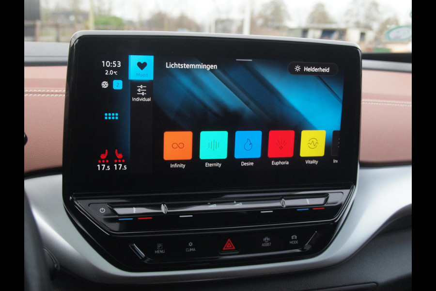 Volkswagen ID.4 Family 77 kWh | Panoramadak | Camera | Sfeerverlichting | Apple Carplay | Cruise Control |