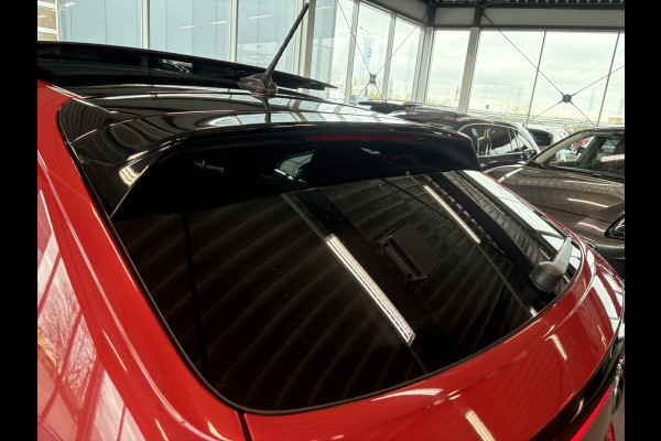 Volkswagen Taigo 1.0 TSi DSG R-Line Business SCHUIFDAK/KEYLESS/CAMERA/18INCH/DODEHOEK/ADAPT.CRUISE