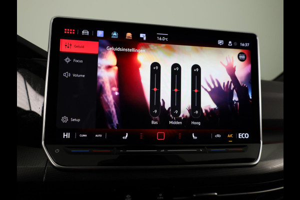 Volkswagen Golf 1.5 eHybrid 50 Edition 204 PK | Automaat (DSG) | Navigatie | Camera | 18 Inch | Verlengde garantie