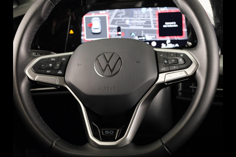 Volkswagen Golf 1.5 eHybrid 50 Edition 204 PK | Automaat (DSG) | Navigatie | Camera | 18 Inch | Verlengde garantie