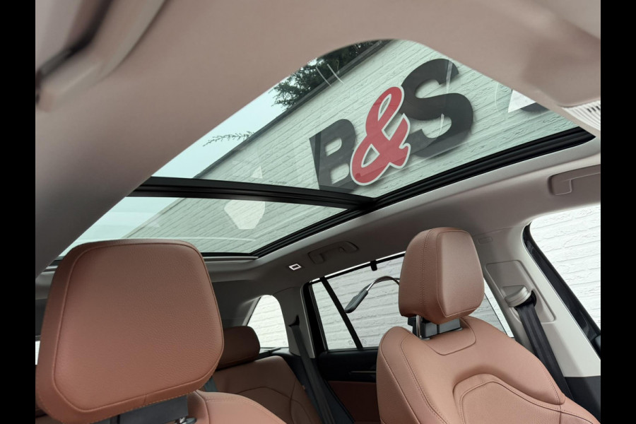 Škoda Kodiaq 1.5 TSI PHEV Plug-in Panorama Stoel-/stuur verwarming head-up Trekhaak camera V+A Memory seats Carplay