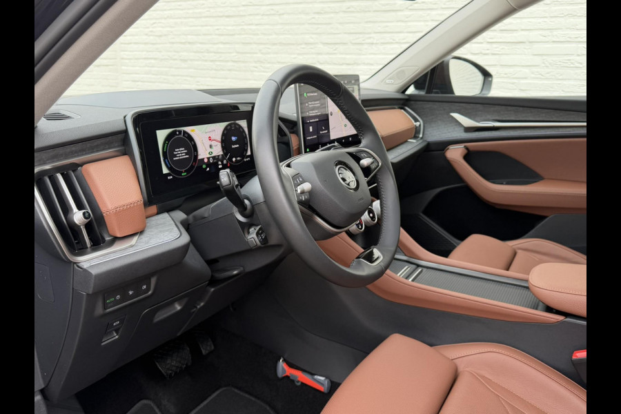 Škoda Kodiaq 1.5 TSI PHEV Plug-in Panorama Stoel-/stuur verwarming head-up Trekhaak camera V+A Memory seats Carplay