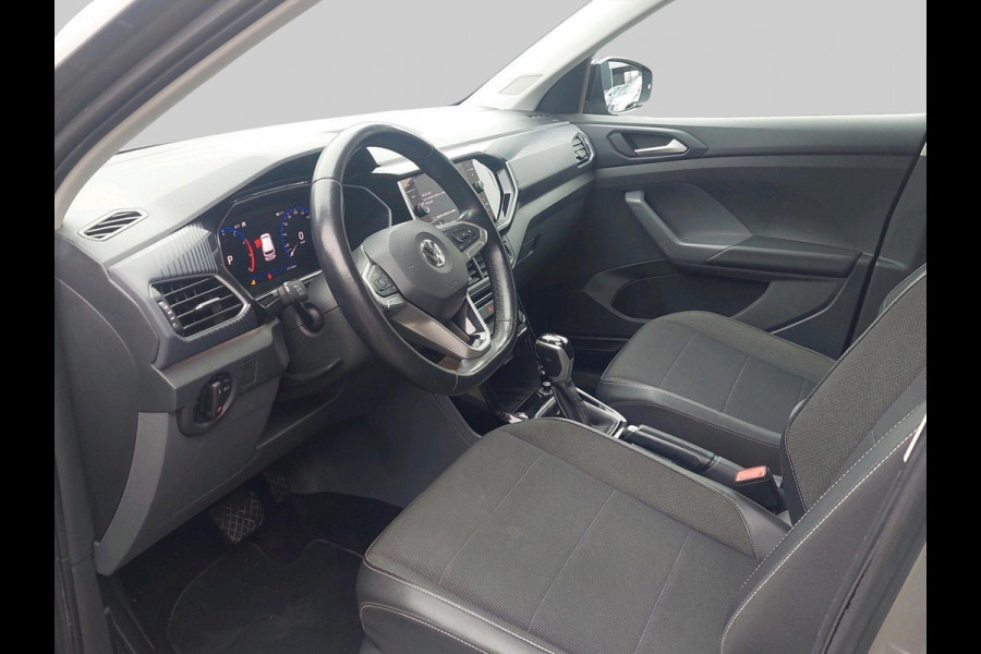 Volkswagen T-Cross 1.0 TSI Style | Automaat | Navigatie | Parkeersensoren | Apaptive Cruisecontrol |