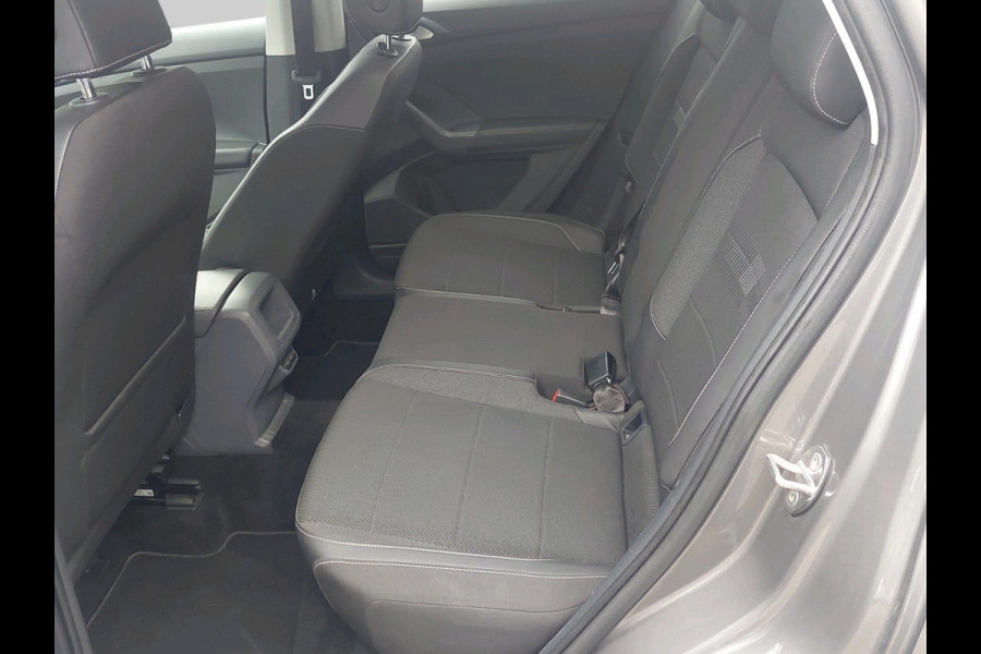 Volkswagen T-Cross 1.0 TSI Style | Automaat | Navigatie | Parkeersensoren | Apaptive Cruisecontrol |