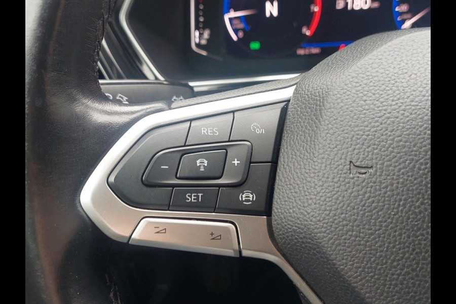 Volkswagen T-Cross 1.0 TSI Style | Automaat | Navigatie | Parkeersensoren | Apaptive Cruisecontrol |