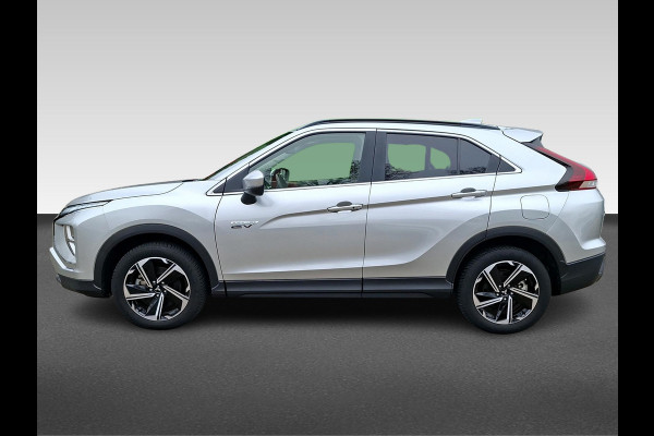 Mitsubishi Eclipse Cross 2.4 PHEV Intense Trekhaak 1500kg | all-seasons | camera Fabrieksgarantie tot 2030!