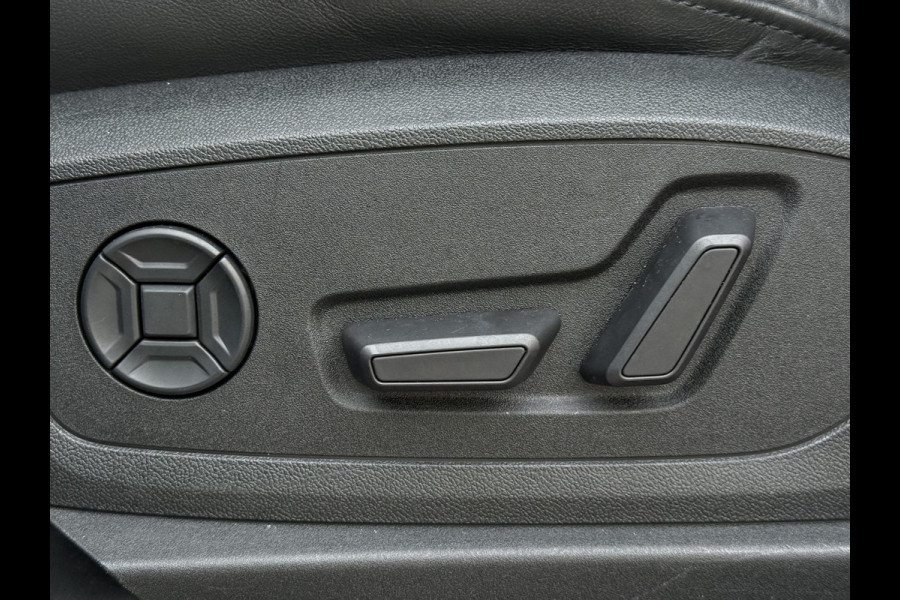 Audi e-tron Sportback Aut. 55 quattro S-Line 95 kWh | SoH 87% | Trekhaak | Panorama | Camera |