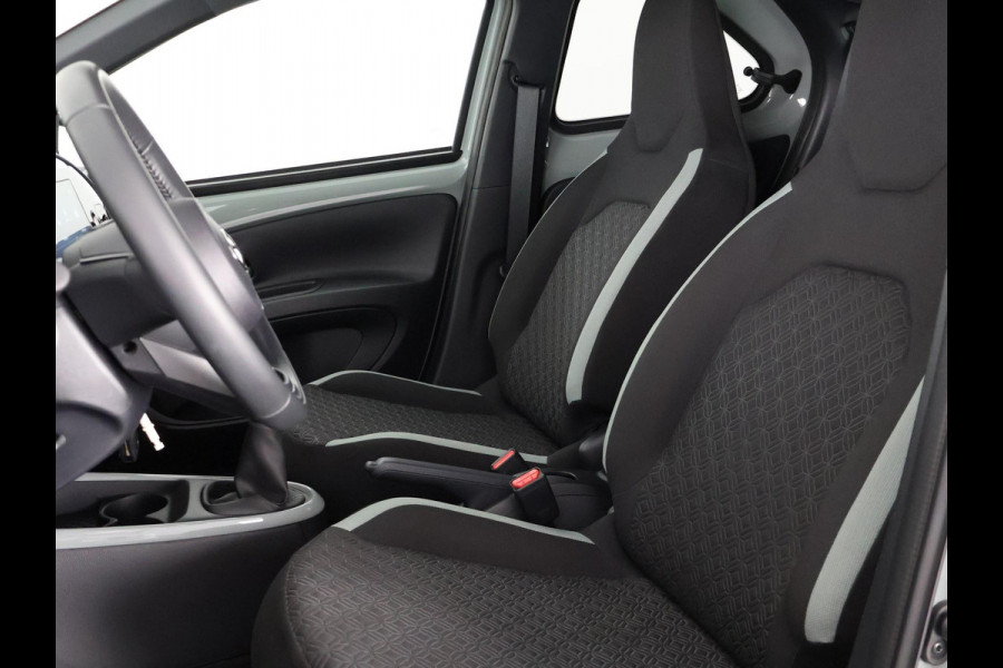 Toyota Aygo X 1.0 VVT-i PULSE PACK BI-TONE GARANTIE 3-2035! CARPLAY NAVI.STOELVERWARMING. ADAPTIVE CRUISE CONTROLL