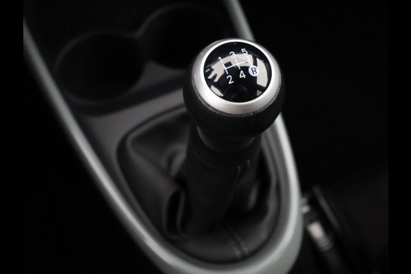 Toyota Aygo X 1.0 VVT-i PULSE PACK BI-TONE GARANTIE 3-2035! CARPLAY NAVI.STOELVERWARMING. ADAPTIVE CRUISE CONTROLL