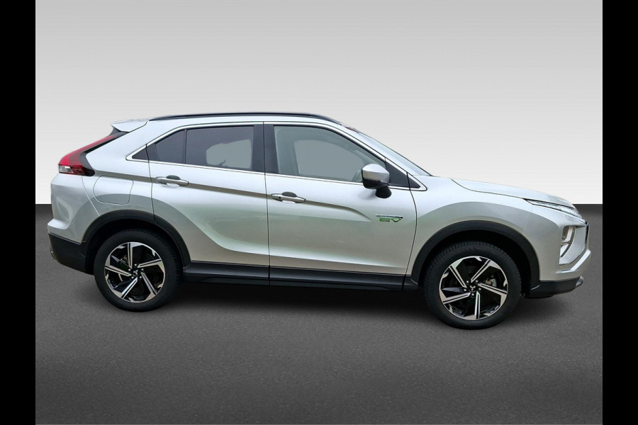 Mitsubishi Eclipse Cross 2.4 PHEV Intense Trekhaak 1500kg | all-seasons | camera Fabrieksgarantie tot 2030!
