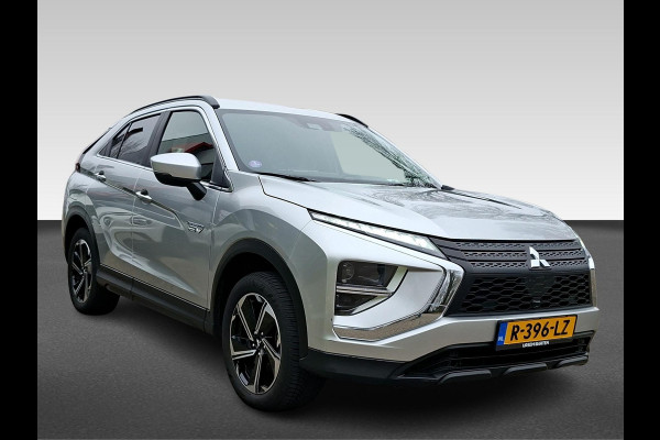 Mitsubishi Eclipse Cross 2.4 PHEV Intense Trekhaak 1500kg | all-seasons | camera Fabrieksgarantie tot 2030!