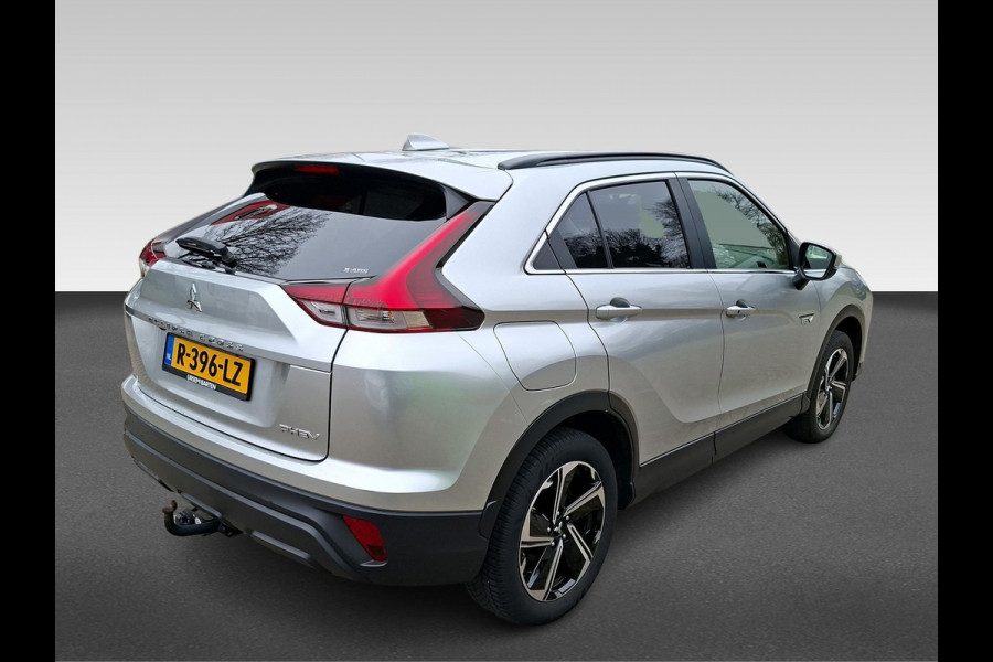 Mitsubishi Eclipse Cross 2.4 PHEV Intense Trekhaak 1500kg | all-seasons | camera Fabrieksgarantie tot 2030!
