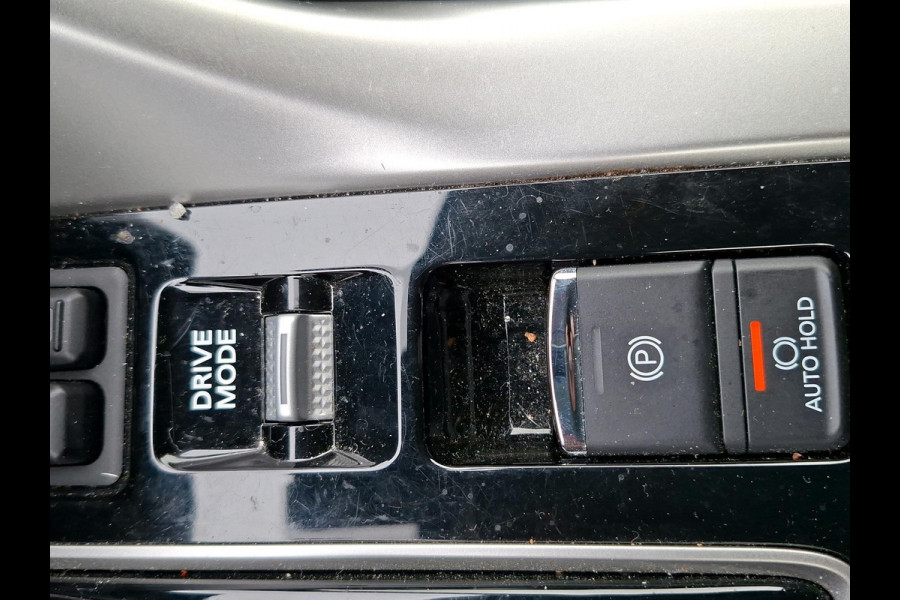 Mitsubishi Eclipse Cross 2.4 PHEV Intense Trekhaak 1500kg | all-seasons | camera Fabrieksgarantie tot 2030!