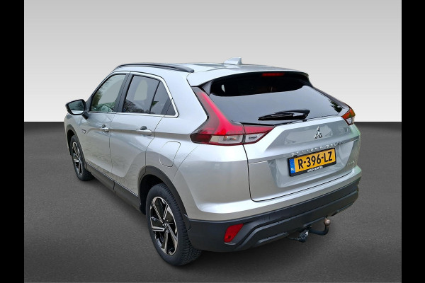 Mitsubishi Eclipse Cross 2.4 PHEV Intense Trekhaak 1500kg | all-seasons | camera Fabrieksgarantie tot 2030!