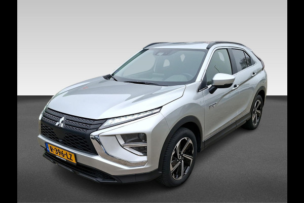 Mitsubishi Eclipse Cross 2.4 PHEV Intense Trekhaak 1500kg | all-seasons | camera Fabrieksgarantie tot 2030!