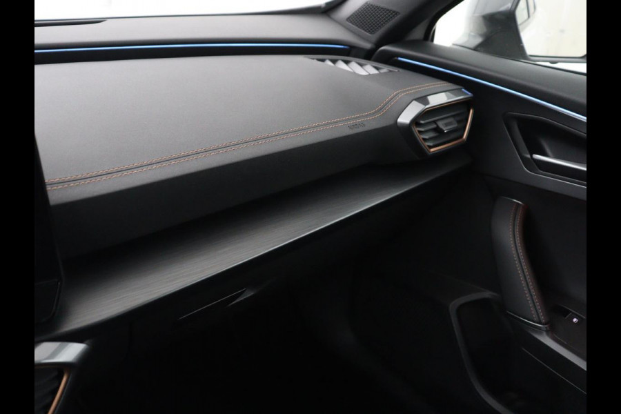 CUPRA Formentor 1.4 eHybrid VZ | 245pk | Adaptive cruise | Stuurverwarming | Carplay | Sfeerverlichting | Camera | Sportstoelen | Full LED | Half leder | Navigatie | Keyless | PHEV | Plug In