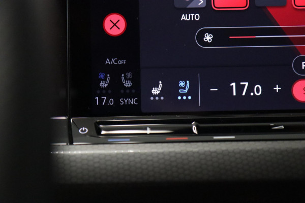 Volkswagen Golf 2.0 TSI GTI CLUBSPORT/NURBURGRING/PANO/LEER/IQ-LIGHT/HUD/MEMORY/VOLL