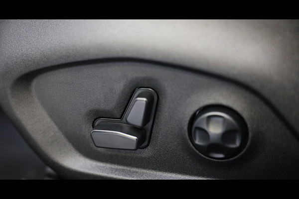 Alfa Romeo Tonale 1.5T Hybrid Veloce / 160 PK / Acc / Leder / Navi / 360 Camera / HK / Sfeerverlichting / Dode Hoek / Lane Assist