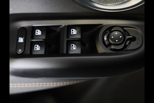 Alfa Romeo Tonale 1.5T Hybrid Veloce / 160 PK / Acc / Leder / Navi / 360 Camera / HK / Sfeerverlichting / Dode Hoek / Lane Assist