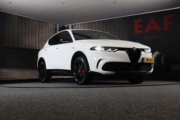 Alfa Romeo Tonale 1.5T Hybrid Veloce / 160 PK / Acc / Leder / Navi / 360 Camera / HK / Sfeerverlichting / Dode Hoek / Lane Assist