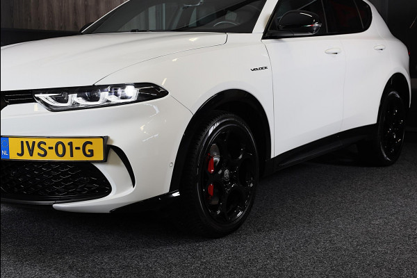 Alfa Romeo Tonale 1.5T Hybrid Veloce / 160 PK / Acc / Leder / Navi / 360 Camera / HK / Sfeerverlichting / Dode Hoek / Lane Assist