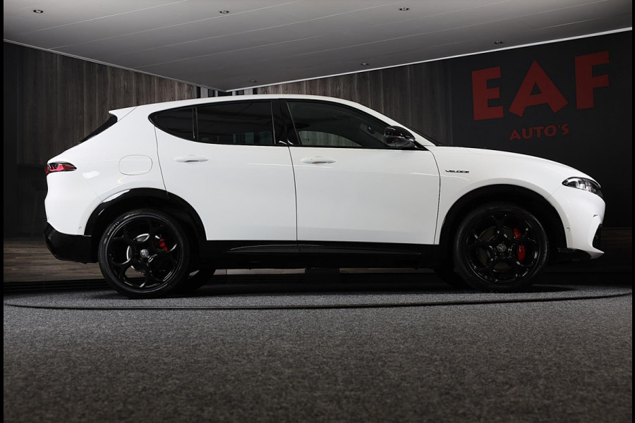 Alfa Romeo Tonale 1.5T Hybrid Veloce / 160 PK / Acc / Leder / Navi / 360 Camera / HK / Sfeerverlichting / Dode Hoek / Lane Assist