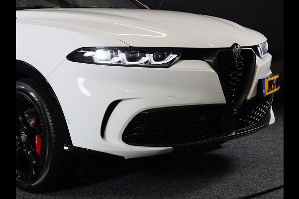 Alfa Romeo Tonale 1.5T Hybrid Veloce / 160 PK / Acc / Leder / Navi / 360 Camera / HK / Sfeerverlichting / Dode Hoek / Lane Assist