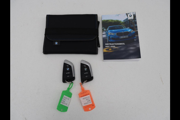 BMW 1-serie 128ti M Sport | 265pk | Panoramadak | Stoelverwarming | Carplay | Live Cockpit | Sportstoelen | Sfeerverlichting | Full LED | Parkeerhulp | Cruise control | Navigatie | Climate control