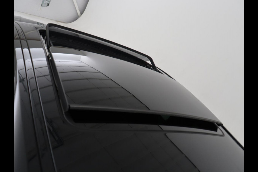 BMW 1-serie 128ti M Sport | 265pk | Panoramadak | Stoelverwarming | Carplay | Live Cockpit | Sportstoelen | Sfeerverlichting | Full LED | Parkeerhulp | Cruise control | Navigatie | Climate control