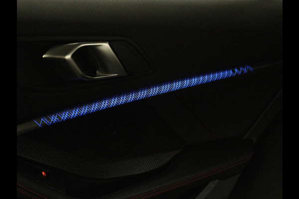 BMW 1-serie 128ti M Sport | 265pk | Panoramadak | Stoelverwarming | Carplay | Live Cockpit | Sportstoelen | Sfeerverlichting | Full LED | Parkeerhulp | Cruise control | Navigatie | Climate control