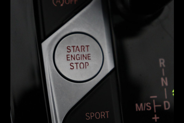 BMW 1-serie 128ti M Sport | 265pk | Panoramadak | Stoelverwarming | Carplay | Live Cockpit | Sportstoelen | Sfeerverlichting | Full LED | Parkeerhulp | Cruise control | Navigatie | Climate control